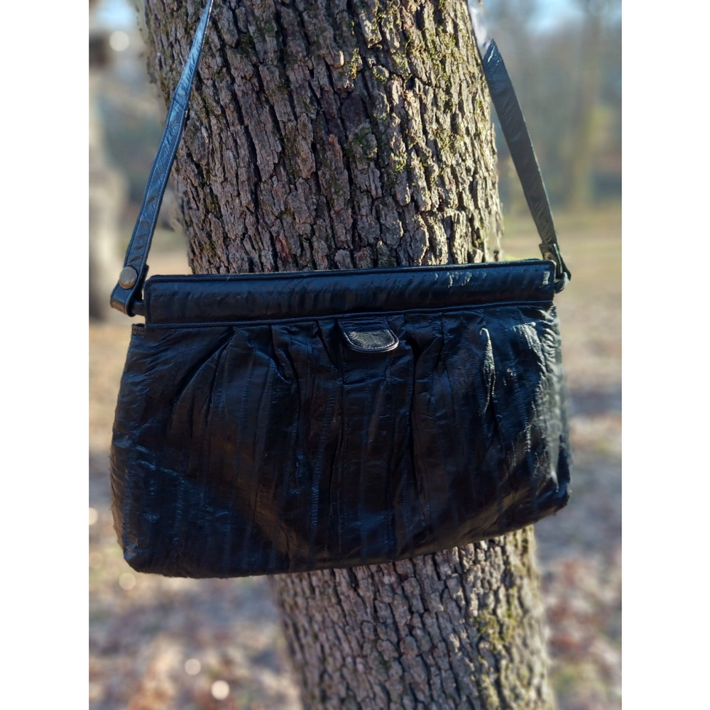 Leather of the Sea shoulderbag